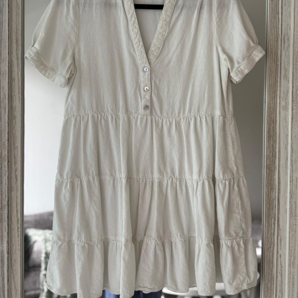 ZARA Linen Blend White Tiered Ruffled 3 Button - Picture 2 of 10